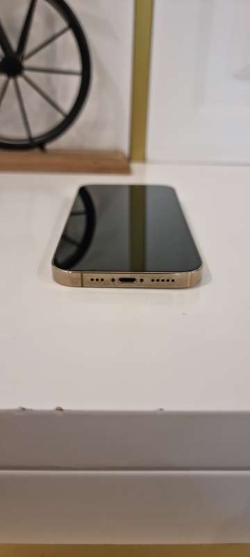 Apple iPhone 14 Pro 256GB | *Excellent Condition* *Boxed*Complete*