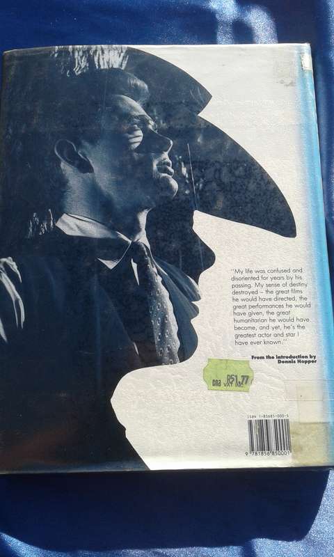 "James  Dean behind the scene.   Hard cover.