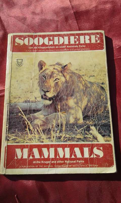 "Soogdiere van die Krugerwildtuin en ander/Mammals of the Kruger and other National Parks.