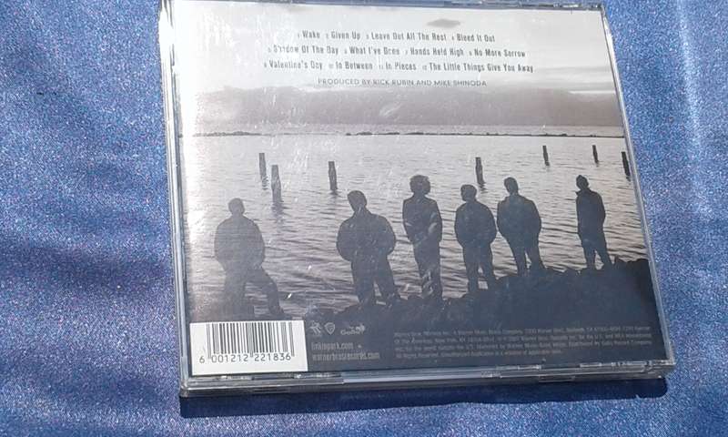 CD.  Linkin Park.  Minutes to Midnight.