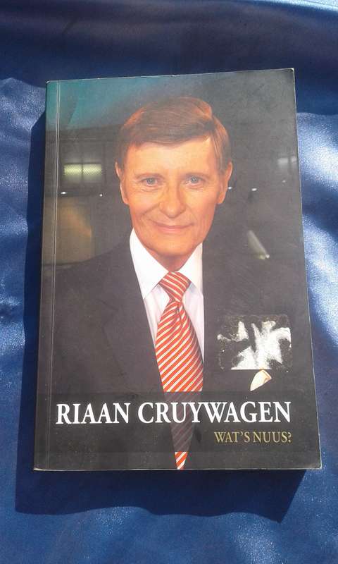 "Wat's Nuus?"  Riaan Cruywagen.  Soft cover.