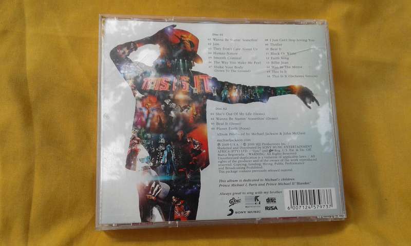 CD Michael Jackson.  This is it.  2 CD Set.