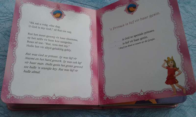 'My Prinses-Bybel"  Condition:  Excellent.  Hard cover.