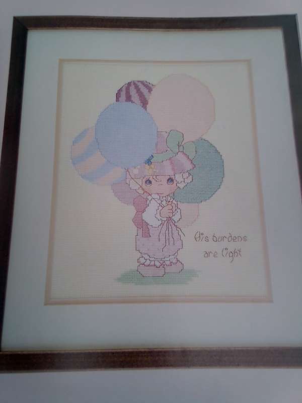 "Precious Moments"  Embroidery booklet. with patterns.  41