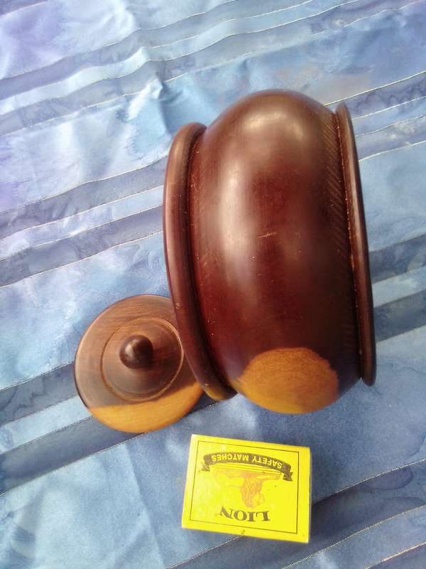 Wooden tobacco jar.