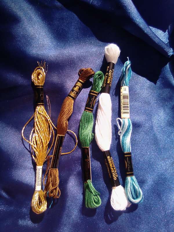 Embroidery thread joblot.
