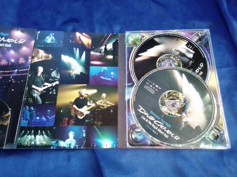 DVD  David Gilmour Live at the Royal Albert Hall.