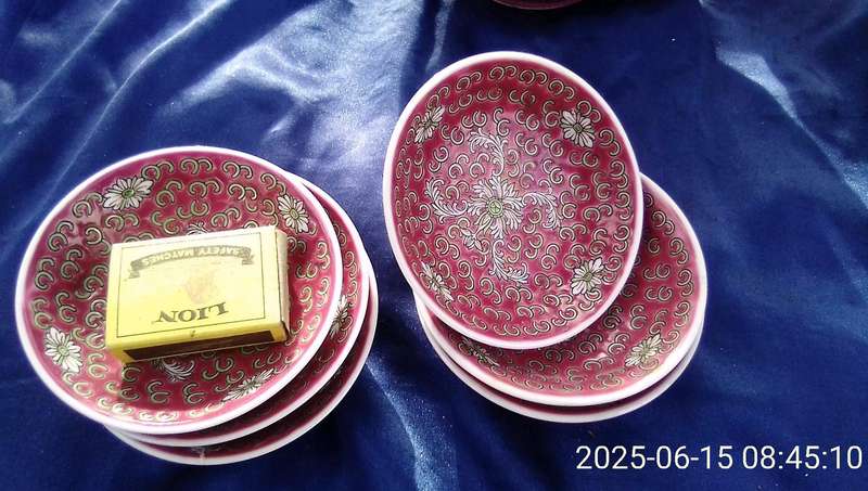 Oriental teaset.   Condition:  Excellent.
