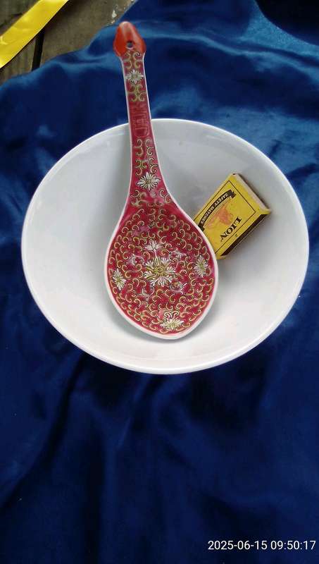 Oriental teaset.   Condition:  Excellent.