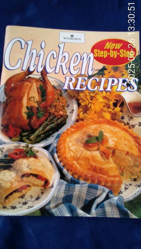 "Chicken Recipes"  Soft cover.