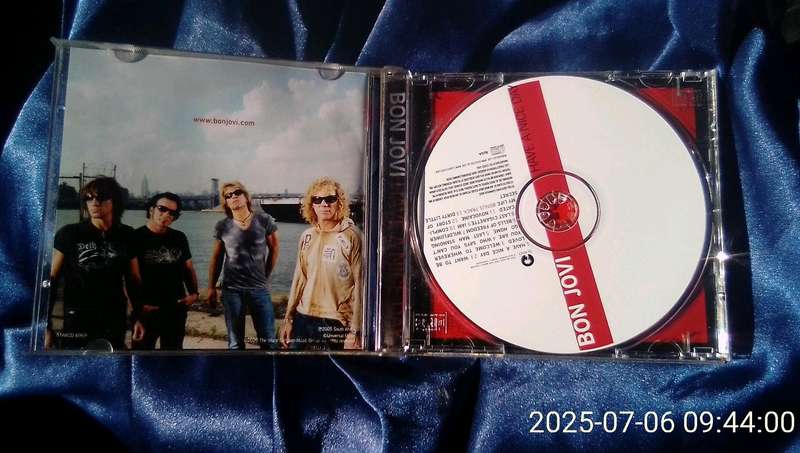 CD.  Bon Jovi.  Have a Nice Day.