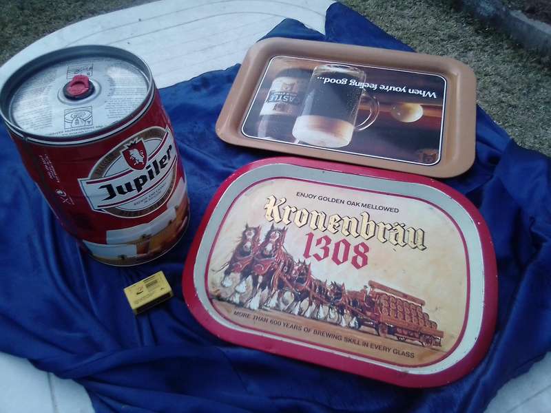Bar/Pub accessories joblot.  Please note that the Jupiler can is EMPTY.