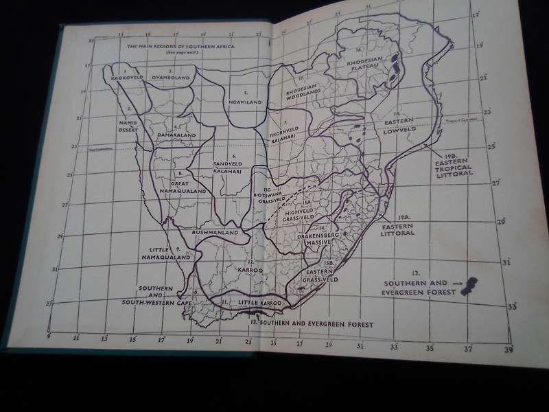 1978. "Roberts Birds of South Africa" Hard cover.