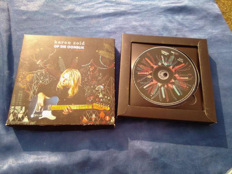 CD.  Karen Zoid.  Op die Oomblik.