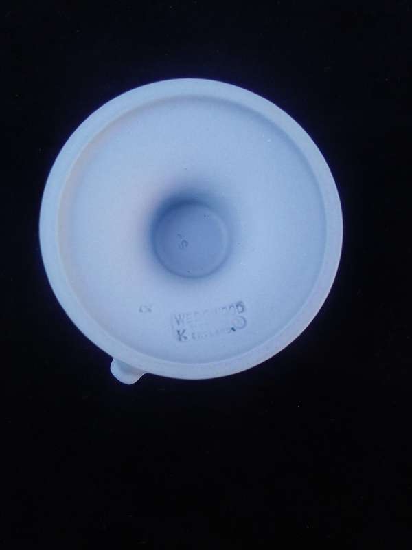 Wedgewood small urn/vase.  Condition:. Excellent.