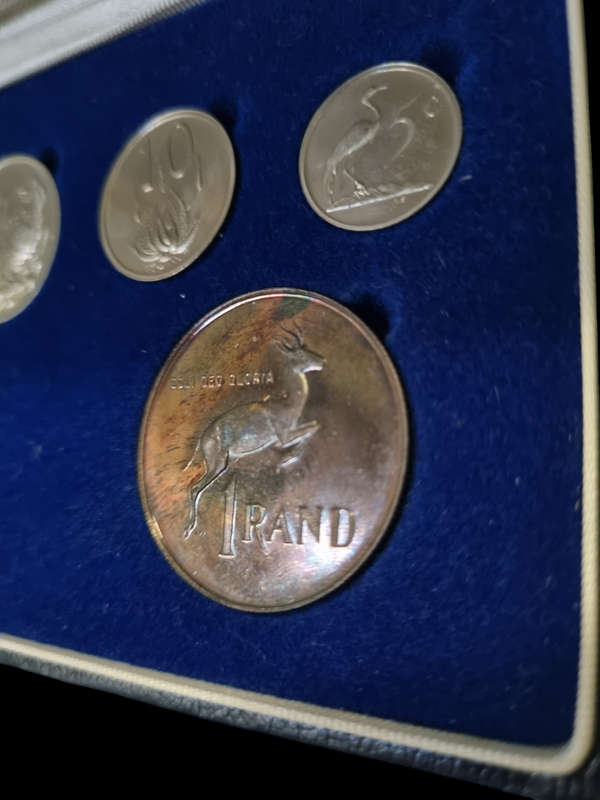 South Africa: 1987 Proof Set with Beautifully Toned Silver R1