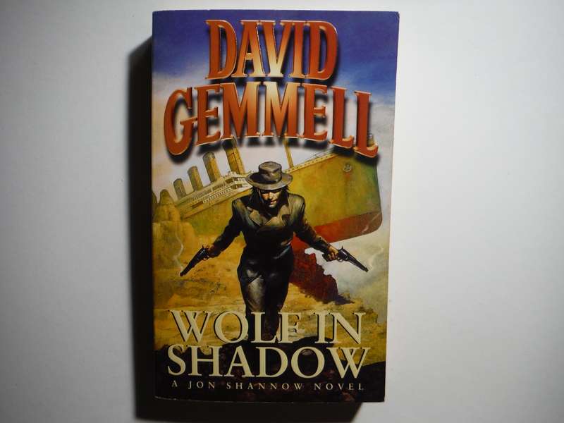 Wolf in Shadow : A Jon Shannow Novel - Paperback - David Gemmell
