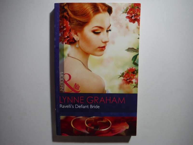 Mills & Boon : Ravelli's Defiant Bride - Paperback - Lynne Graham