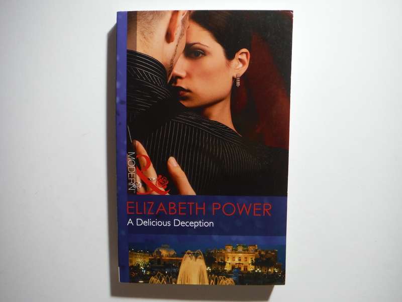 Mills & Boon : A Delicious Deception - Paperback - Elizabeth Power