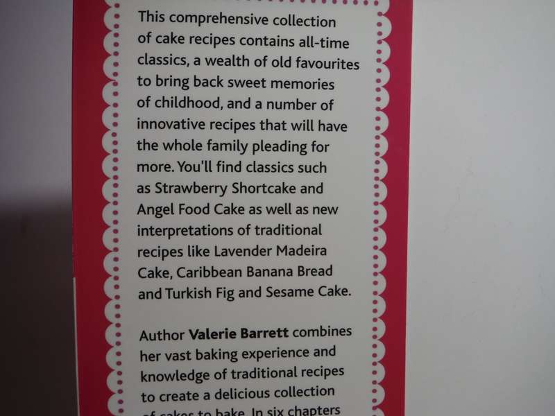 Cakes Galore - Softcover - Valerie Barrett
