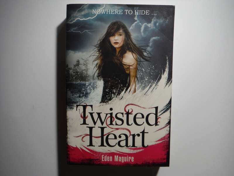 Twisted Heart - Paperback - Eden Maguire