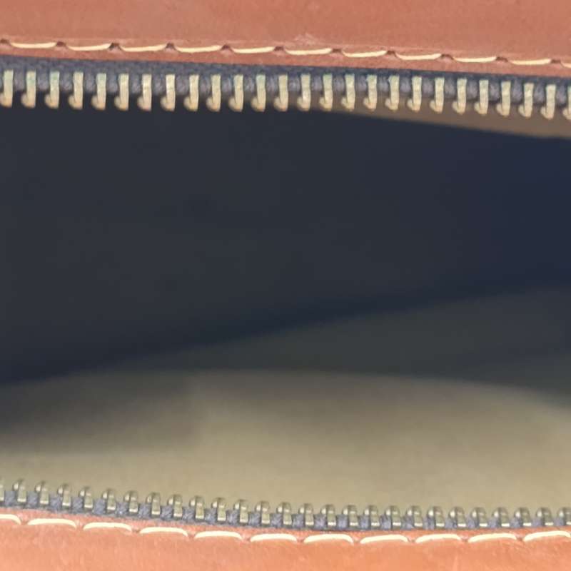 Vintage genuine leather handbag
