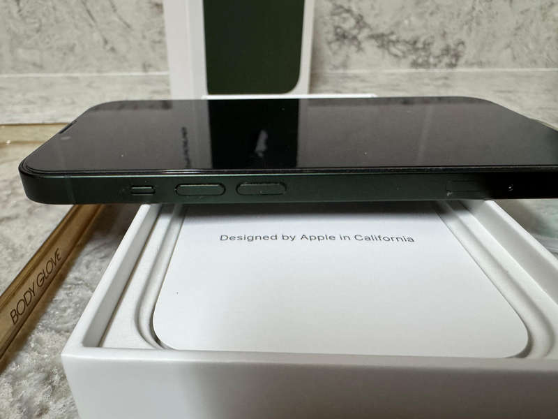 iPhone 13 128GB Green