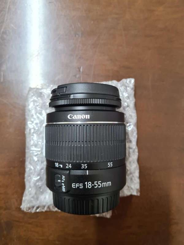 Brand new Canon EOS 250D with EF-S18-55mm f/3,5-5.6 III lens