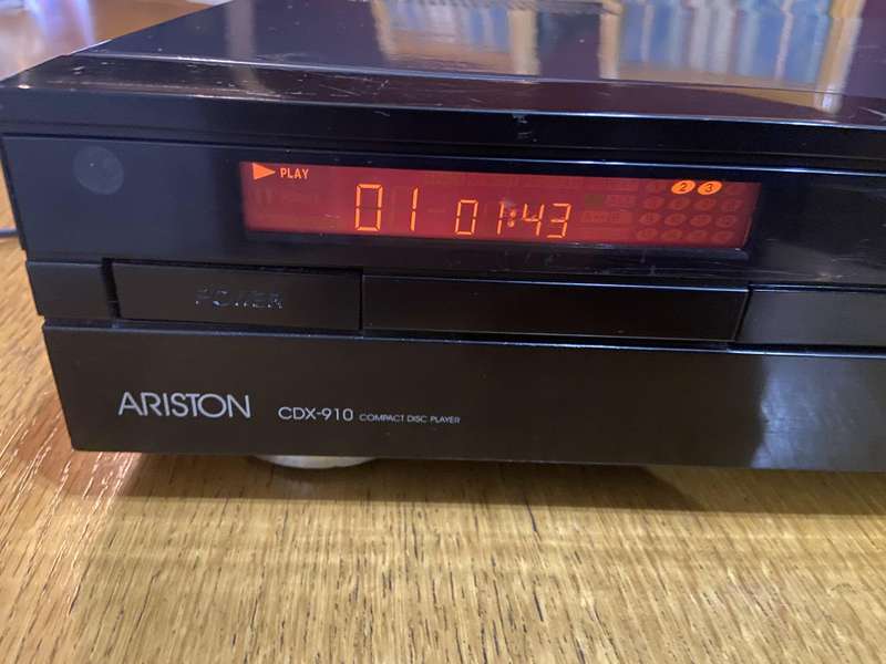 Ariston single disc CD player