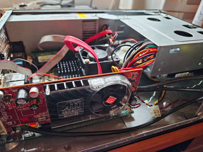 Mini Desktop PC. Core2 Duo - 2Gb RAM - 500Gb HDD