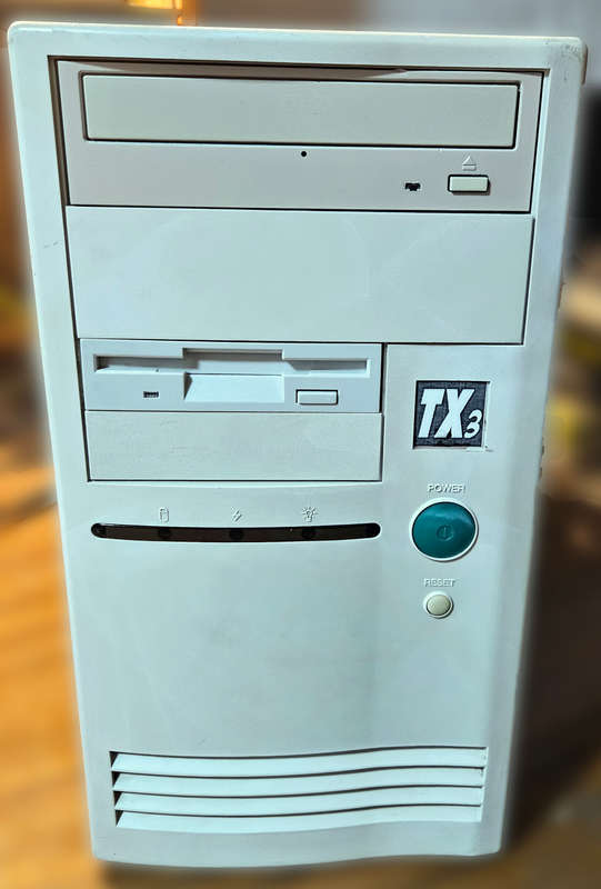Pentium1 - 200Mhz MMX 1997