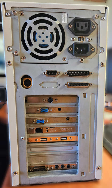 Pentium1 - 200Mhz MMX 1997