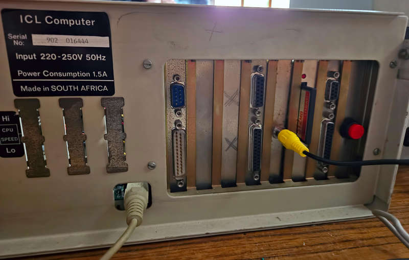 Vintage 386SX Desktop Computer (1993)