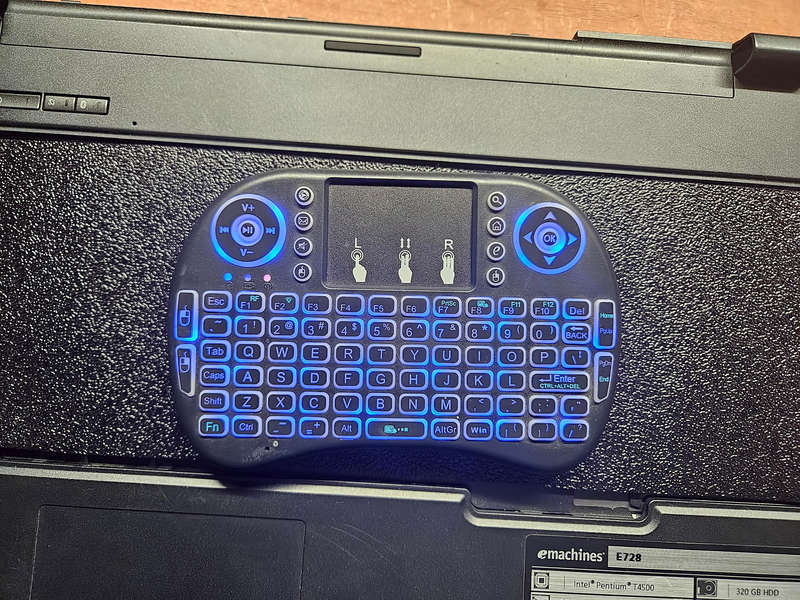 Acer E728 Computer