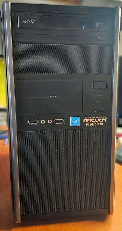 Mecer Windows 10 Desktop PC. 3.3Ghz, 4Gb RAM - 500Gb HDD