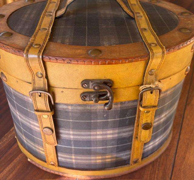 Hat Box