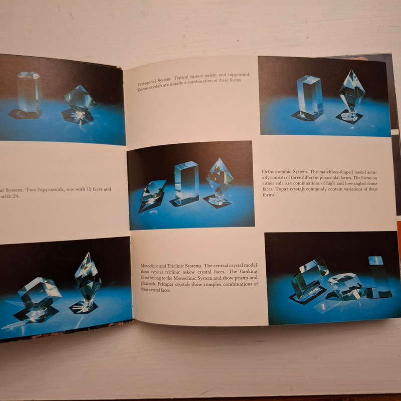 A guide to the rocks, minerals, and gemstones of Southern Africa  (E. K. Macintosh)
