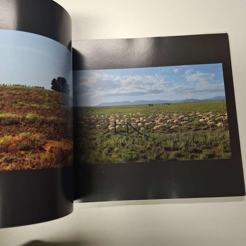 Karoo Pastoraal Fotografiese Essay (Tom Burgers) SIGNED
