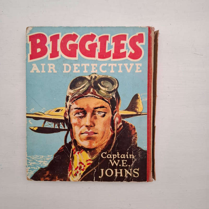Biggles Air Detective (Captain W.E. Johns)