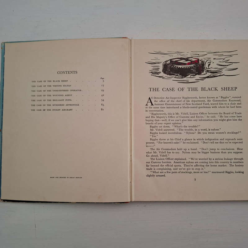 Biggles Air Detective (Captain W.E. Johns)