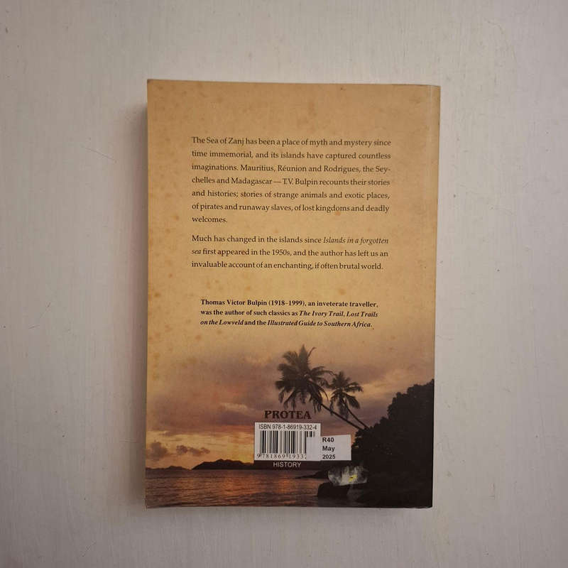 Islands in a Forgotten Sea (T.V. Bulpin)