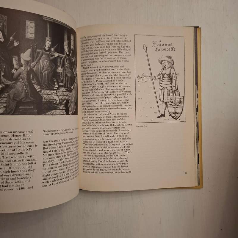 Dressing Up Transvestism and Drag: The History of an Obsession (Peter Ackroyd)