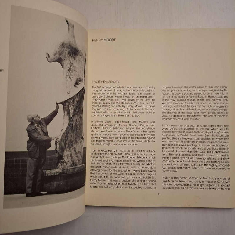Henry Moore: Sculptures in landscape (Stephen Spender)