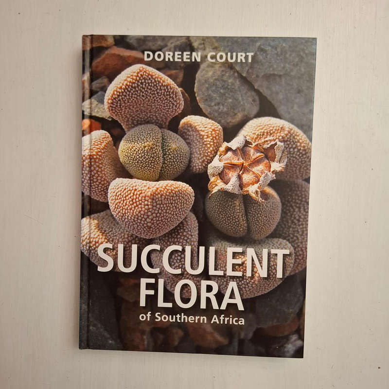 Succulent Flora of Southern Africa (Doreen Court)