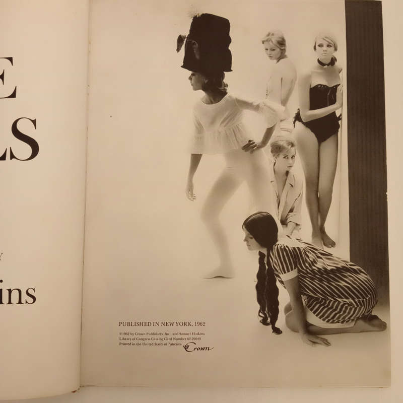 Five Girls - Sam Haskins (Photos)