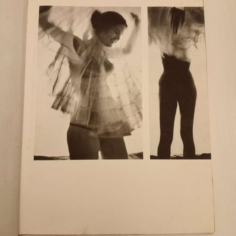 Five Girls - Sam Haskins (Photos)