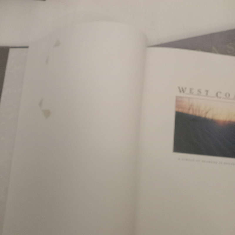 West Coast: A Circle of Seasons in South Africa  (Shrauwen, Joan : Pickford, Peter)