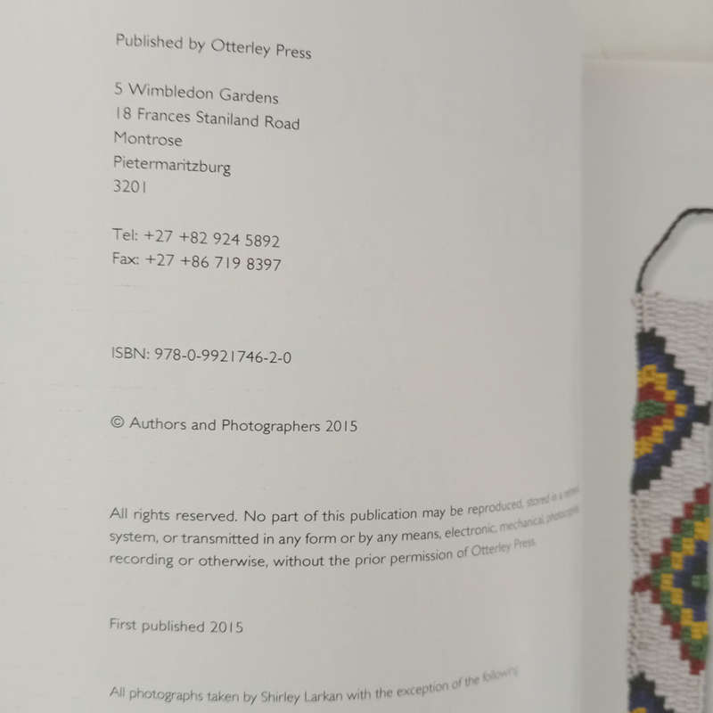 The Eloquent Bead: Zulu Women Communicate  (Stan Schoeman)
