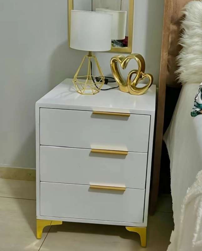 Bedroom cuboards