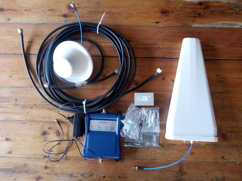 Wilson Pro A1000 Cellphone signal booster